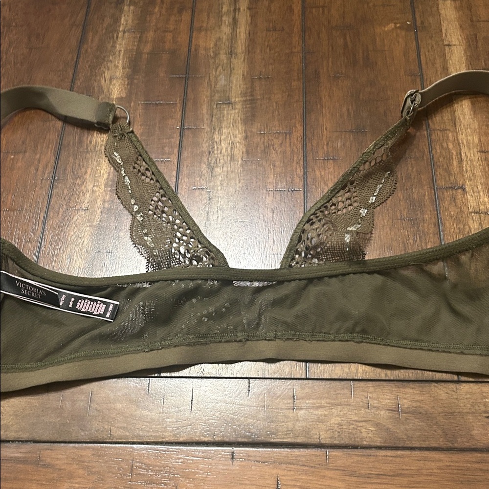Victoria's Secret Olive Lace Bra 36C EUC - Picture 3 of 6